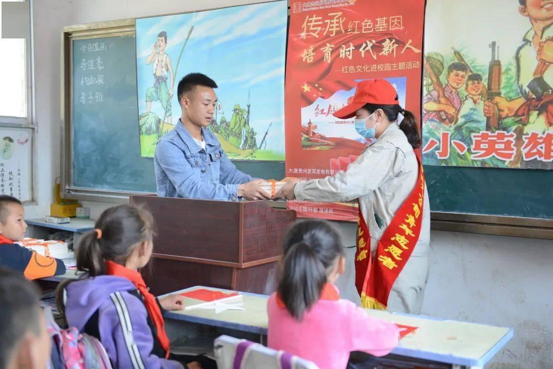 李冰冰眼光有多绝?周也娜扎颜值远超同龄花,徐若晗凭程雨杉大火